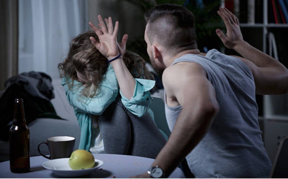 Aperturan centro para hombres agresores