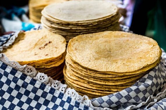 Prorratean restauranteros menú tras incremento del precio en la tortilla