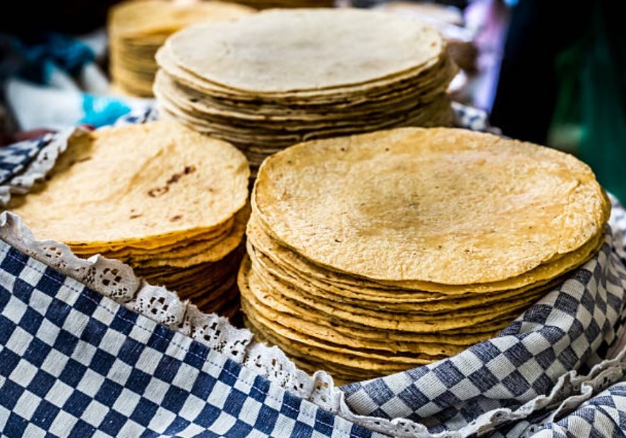 Prorratean restauranteros menú tras incremento del precio en la tortilla
