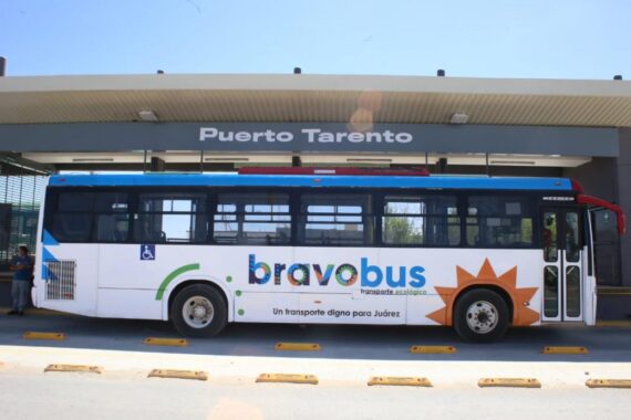 Realizan transportistas del BRT1 posicionamiento vs gobernadora