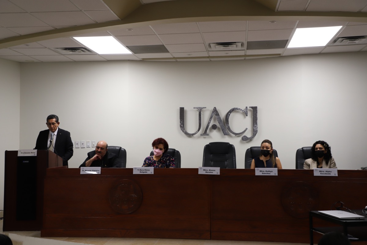 Inauguran II Encuentro Internacional de Escritoras y Escritores Vientos de la Literatura en el Desierto