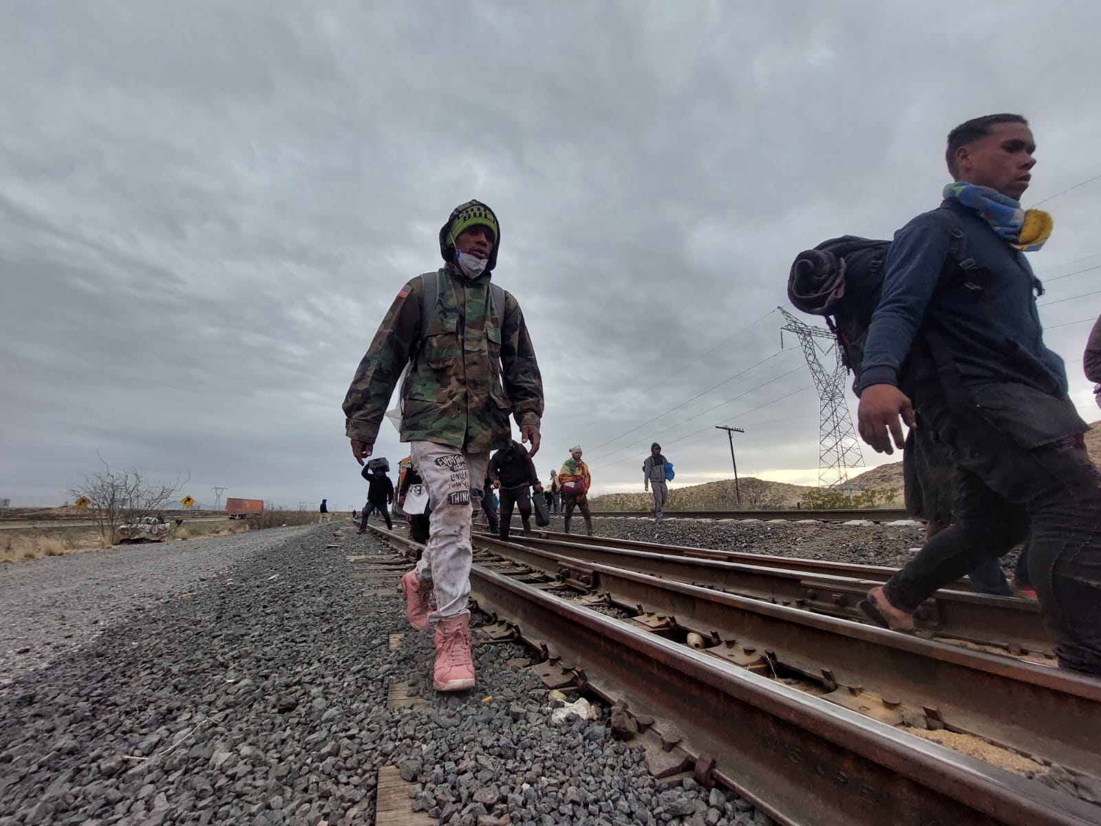 Peregrinaron 400 migrantes de Samalayuca a Juárez