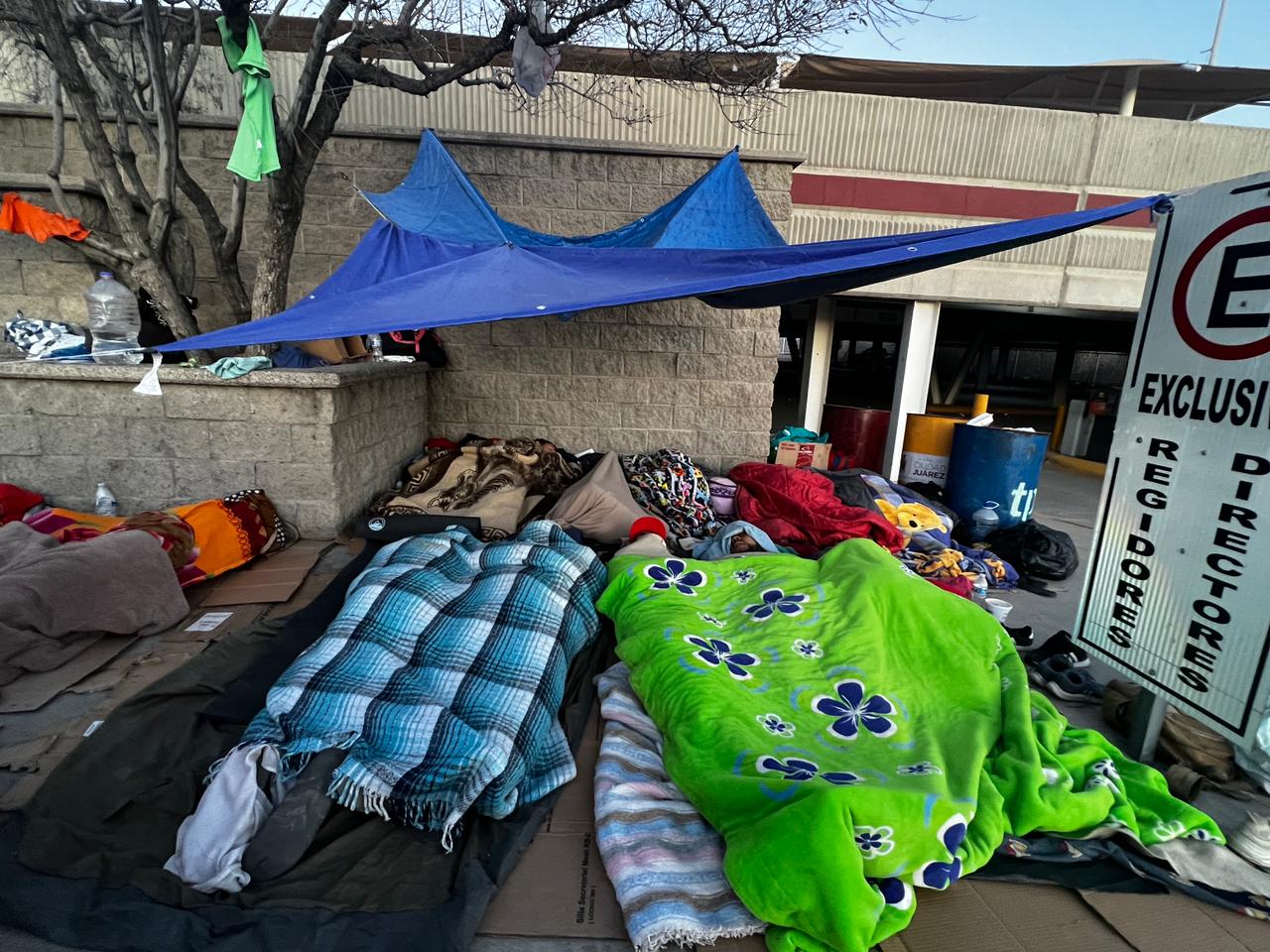 Campamento migrante en Presidencia: crece y es de paso