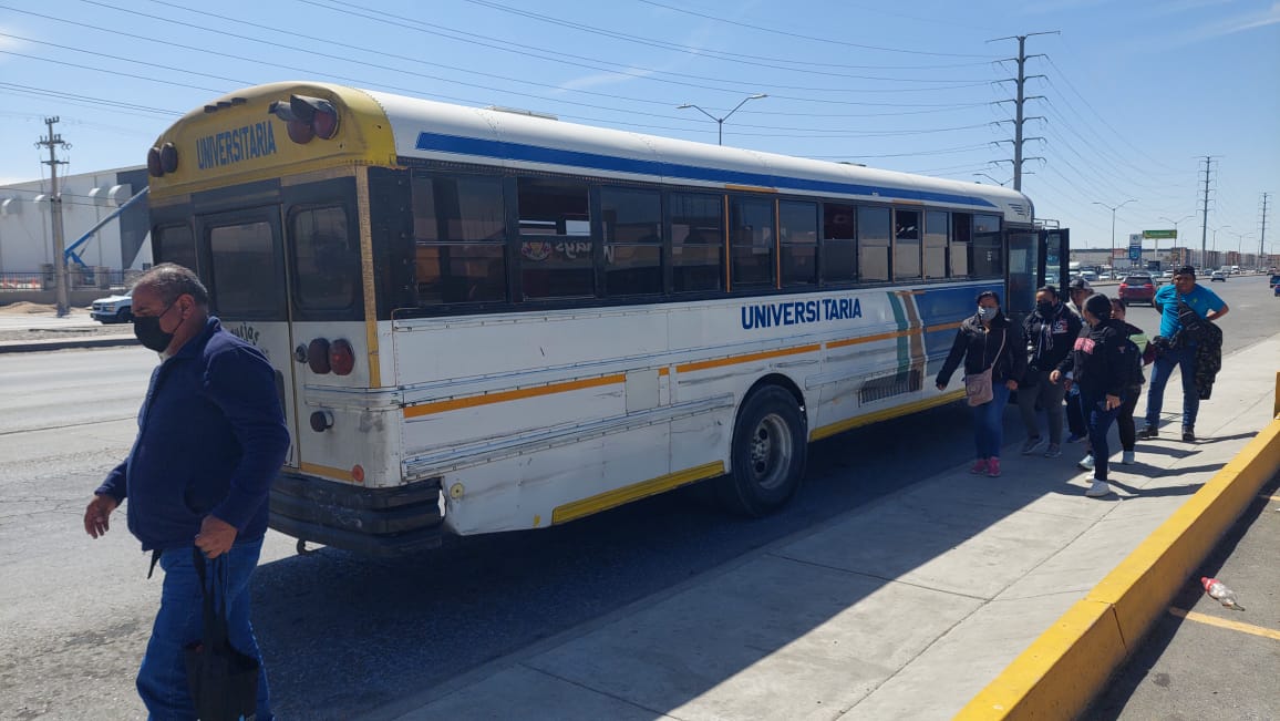 Juez acepta amparo contra aumento en transporte público