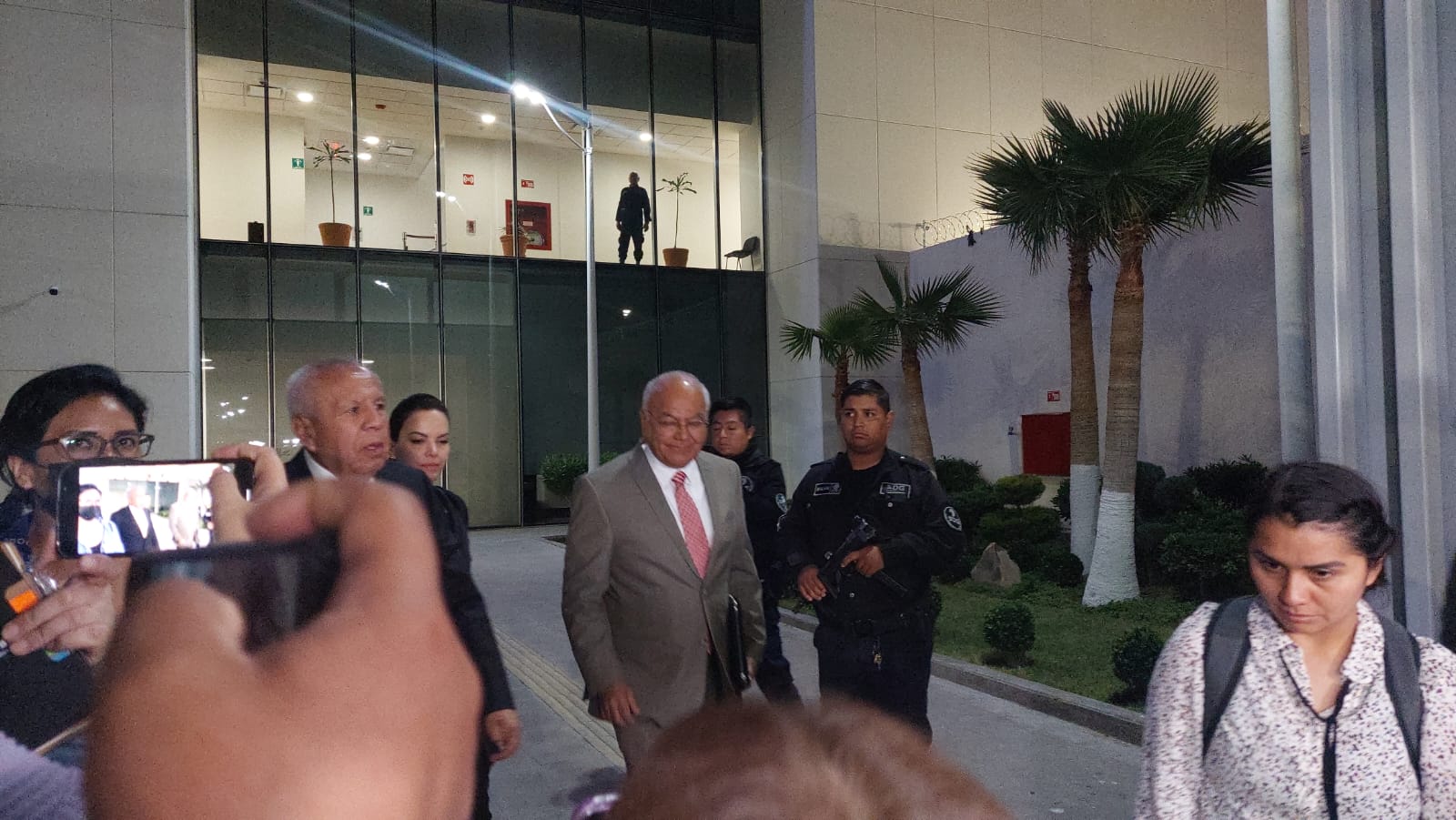 Vinculan a proceso a Francisco Garduño, comisionado del INM