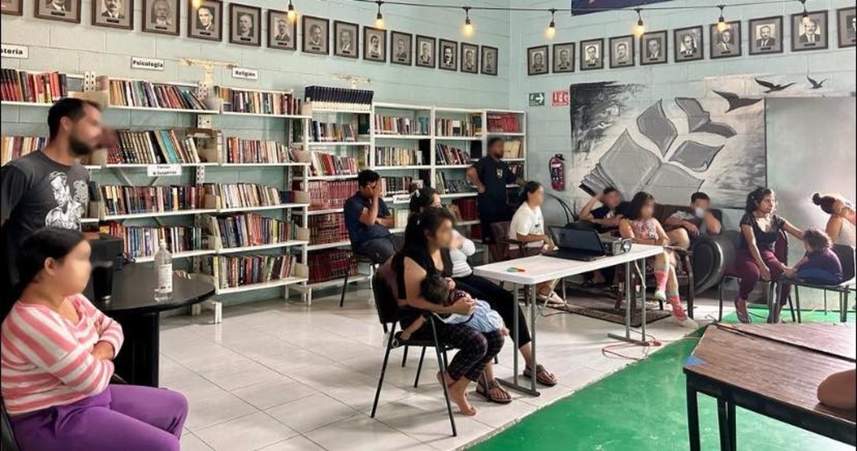 Migrantes participan en taller sobre derechos de niños y niñas
