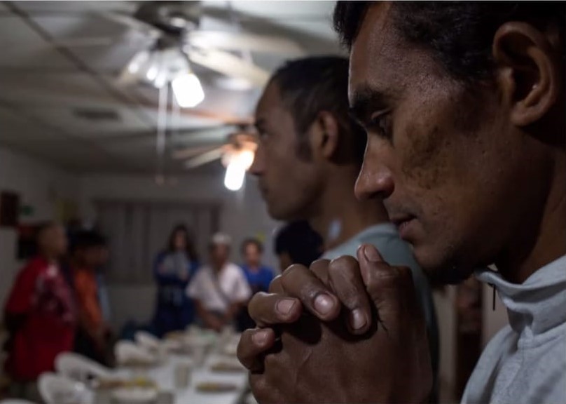 Ginnette Riquelme imparte Master Class sobre fotoperiodismo y migración