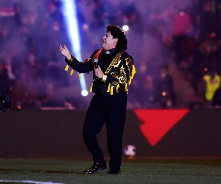 La voz de Juan Gabriel se mantiene viva