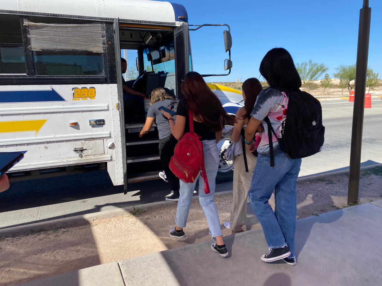 Ruta a CU: pocas unidades y contratiempos