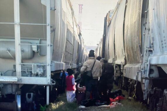 Viajan cientos de migrantes hacia Ciudad Juárez
