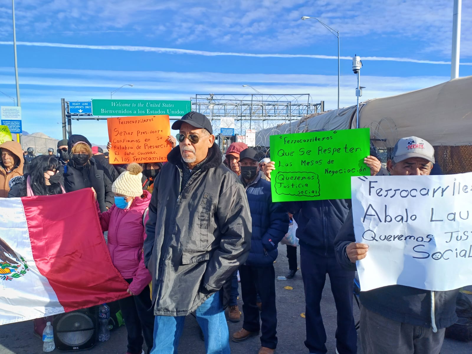 Protestan ferrocarrileros en Puente Libre