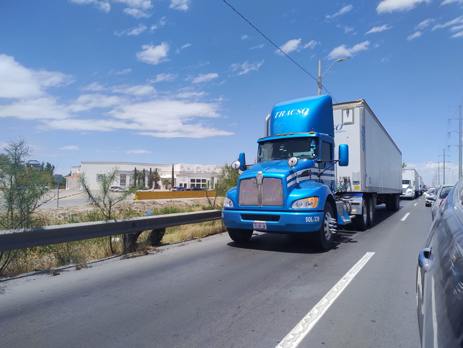 Revisiones en cruces impactan 2,500 MDD en mercancías