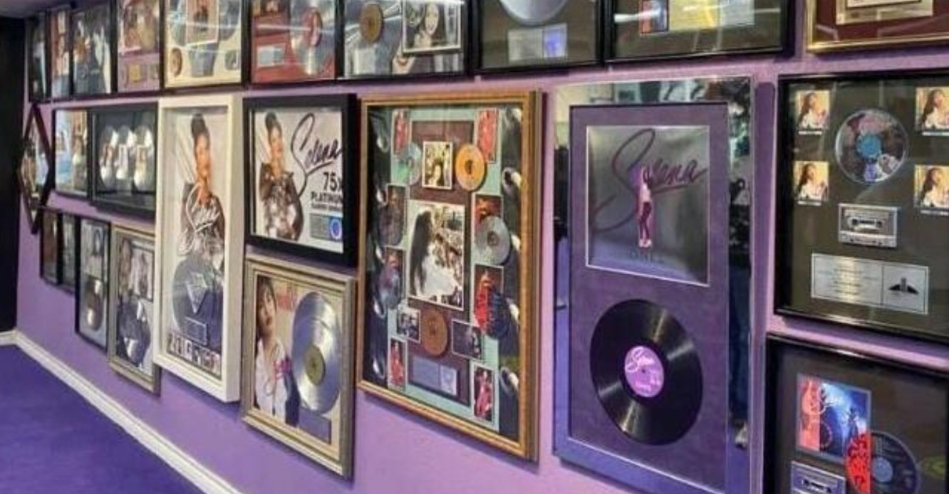 Tan linda como Selena… Crónica de un encuentro especial en su museo en Corpus Christi