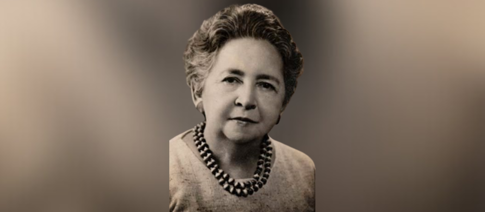 Aurora Estrada: Ilustre poeta ecuatoriana