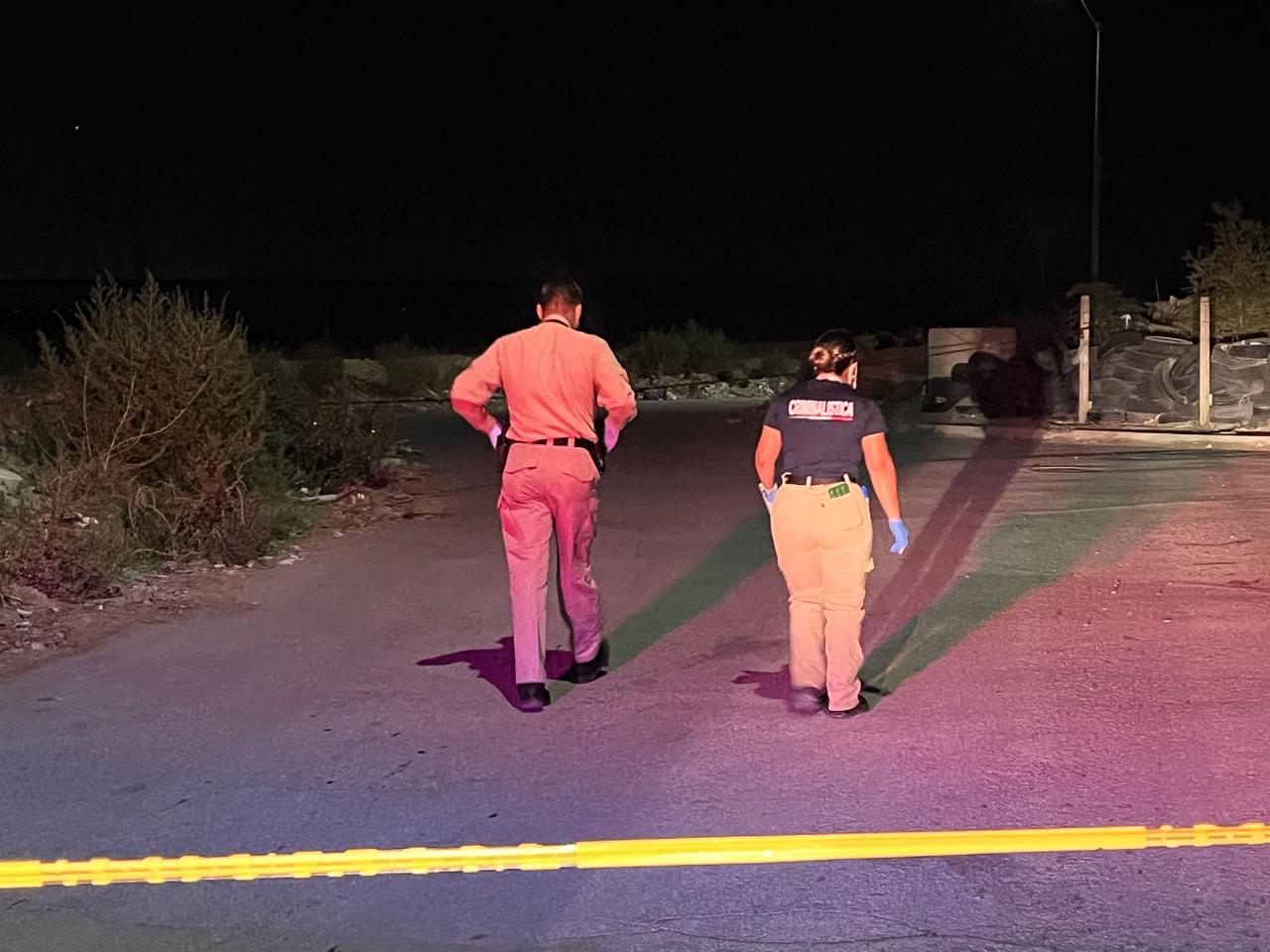 Localizan cuerpo encobijado en la colonia Riveras del Bravo