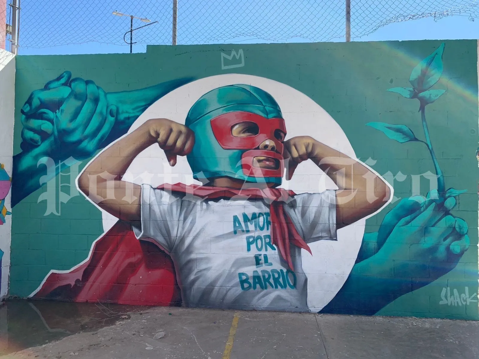 Amor por el barrio; héroes de carne y hueso