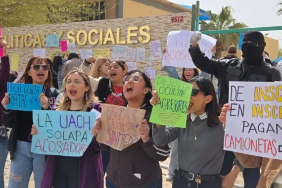 Estudiantes de la UACH rompen años de silencio por acoso sexual