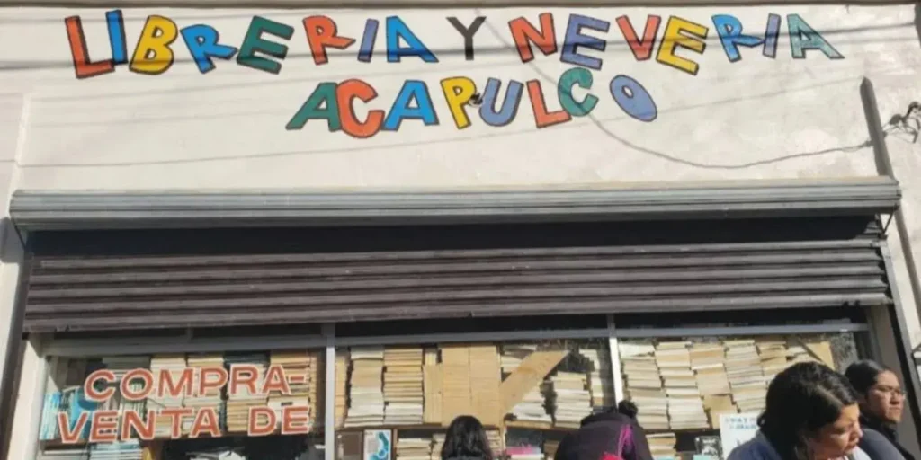 Librería Acapulco en avenida Vicente Guerrero Ciudad Juárez