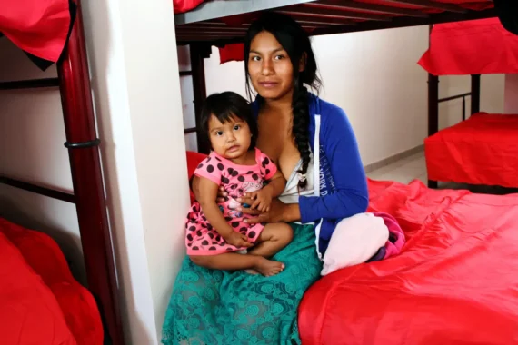 Juárez y ONU Mujeres preparan ayuda laboral para mujeres migrantes