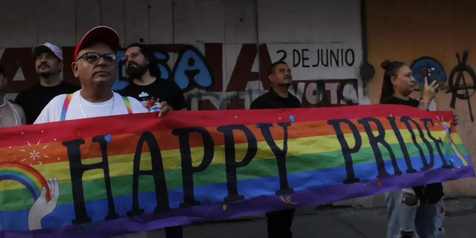 Voces y colores llenaron el Centro en la Marcha del Orgullo 2025