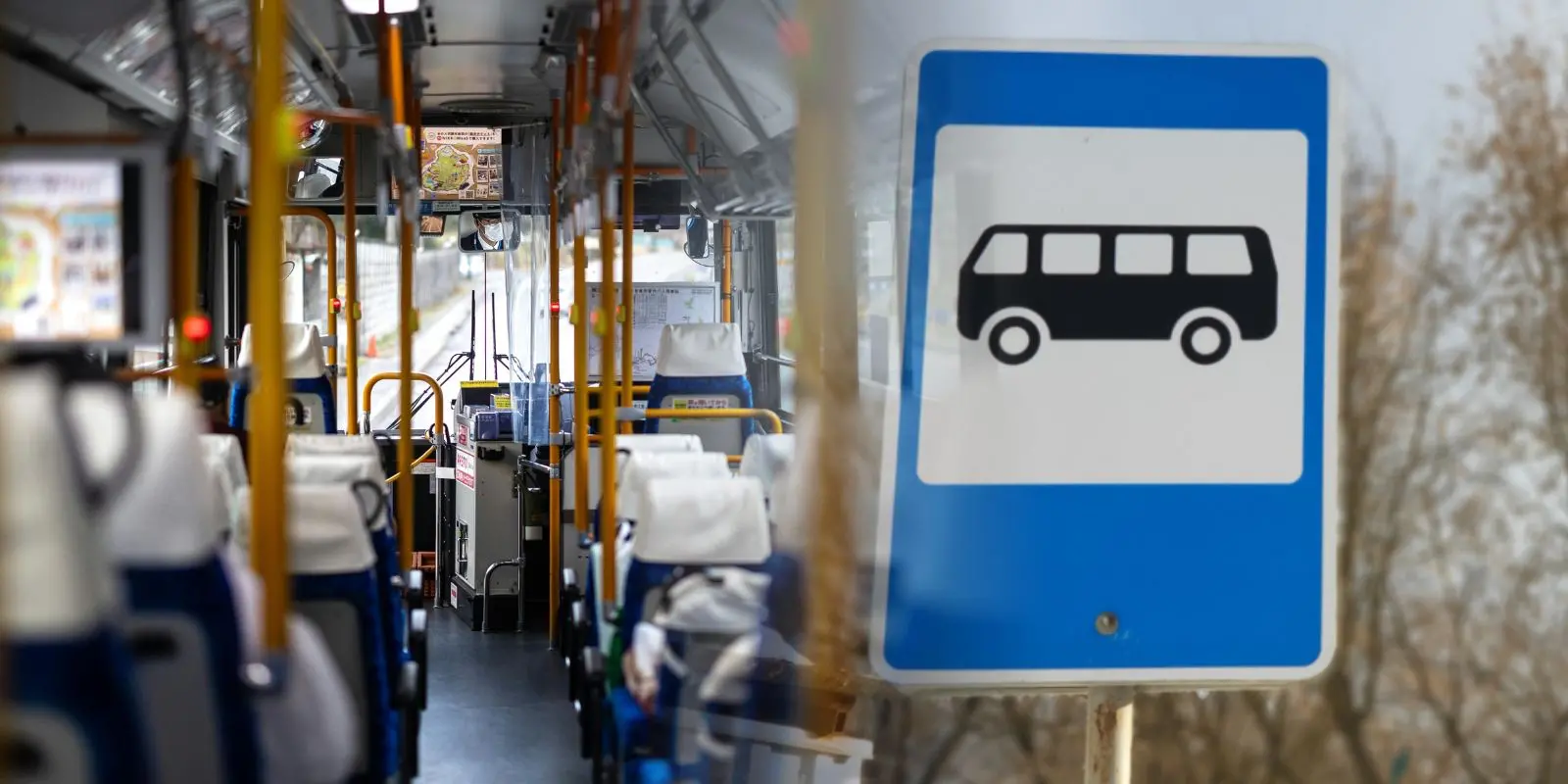 Paraderos seguros y más camiones: compromisos tras protestas estudiantiles