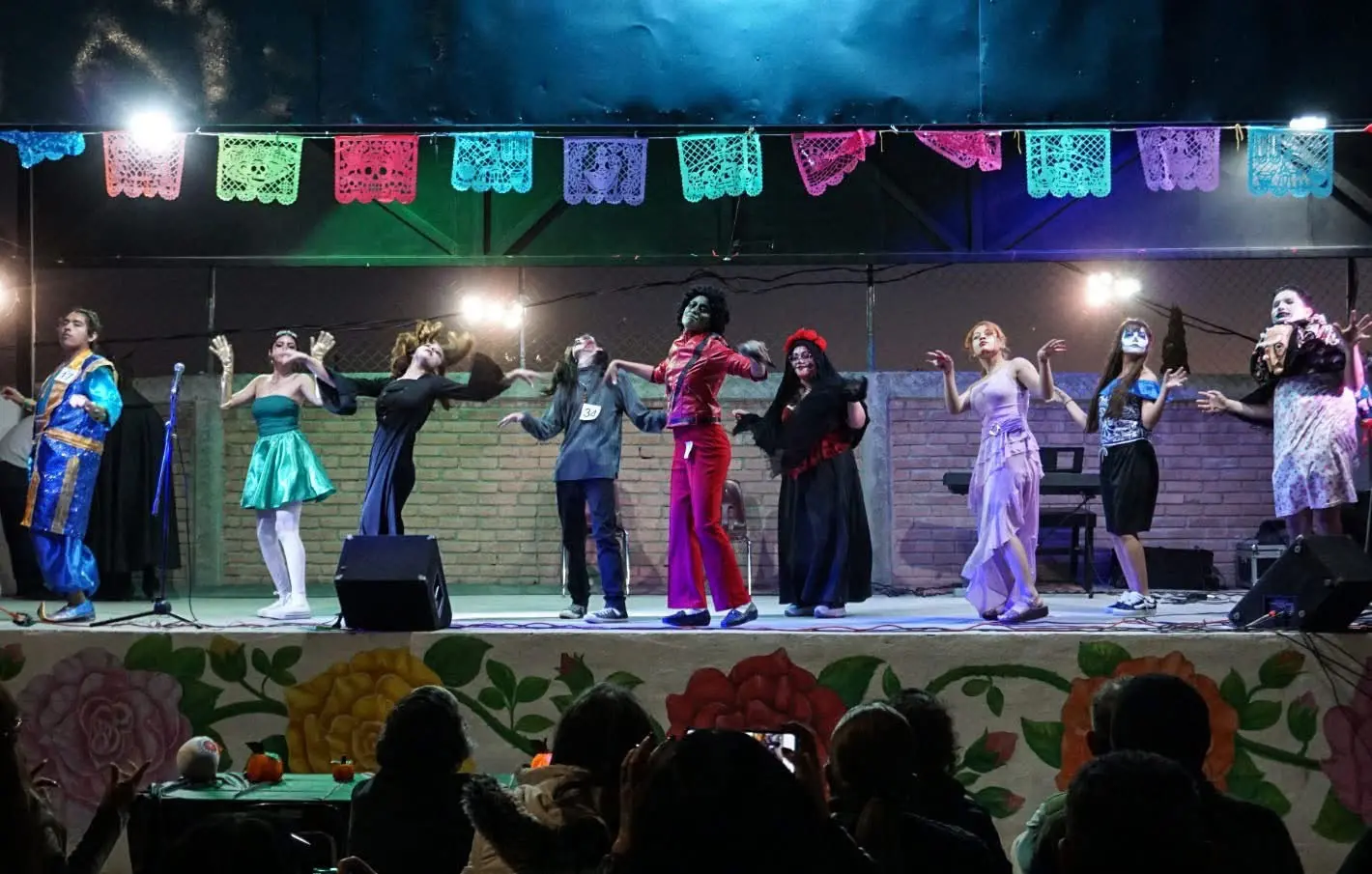 Fantasía, disfraces y arte llenaron el Parque Borunda